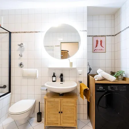 Luna I Lage I Terrace I Stellplatz アパート