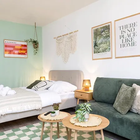 Luna I Lage I Terrace I Stellplatz *